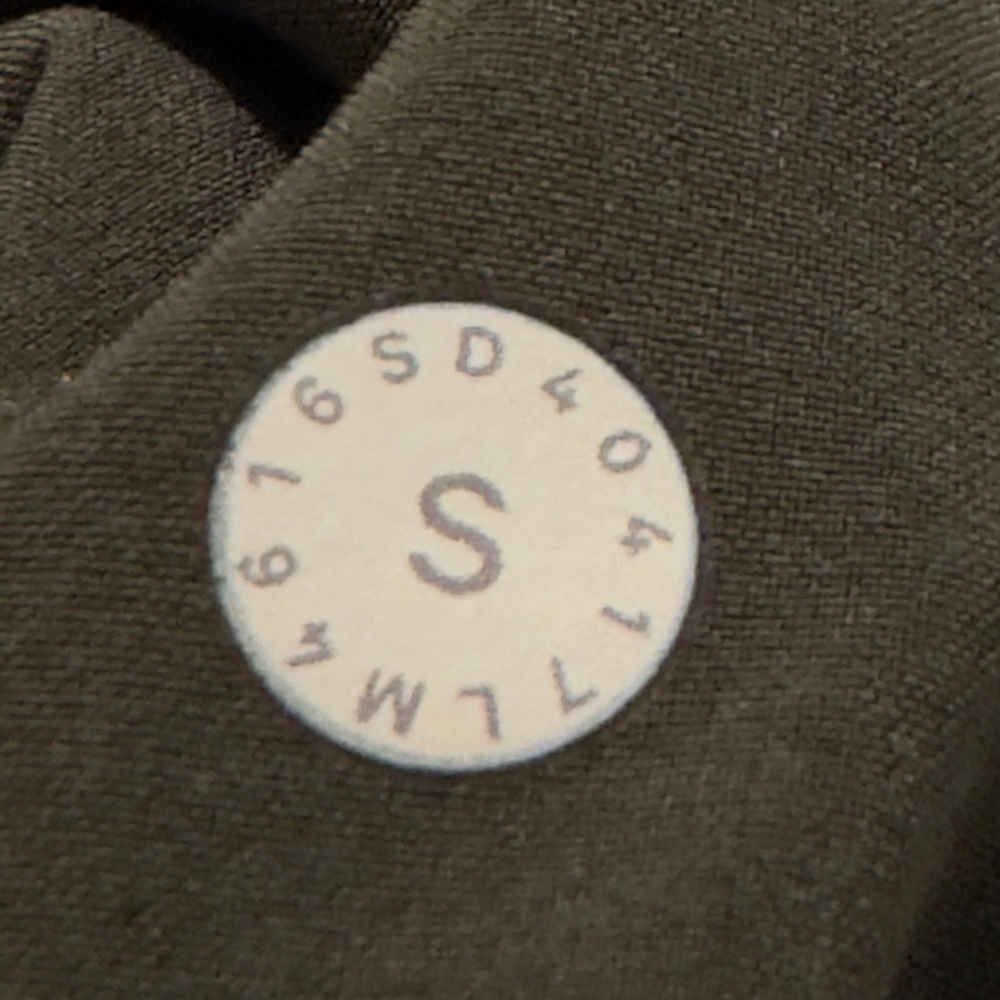 Lululemon Sojourn Jacket In Dark Olive Small - Picture 9 of 10